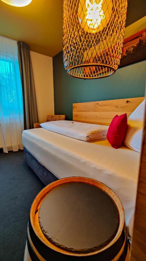 Casa Palatina Bed & Breakfast Grosskarlbach Eksteriør bilde